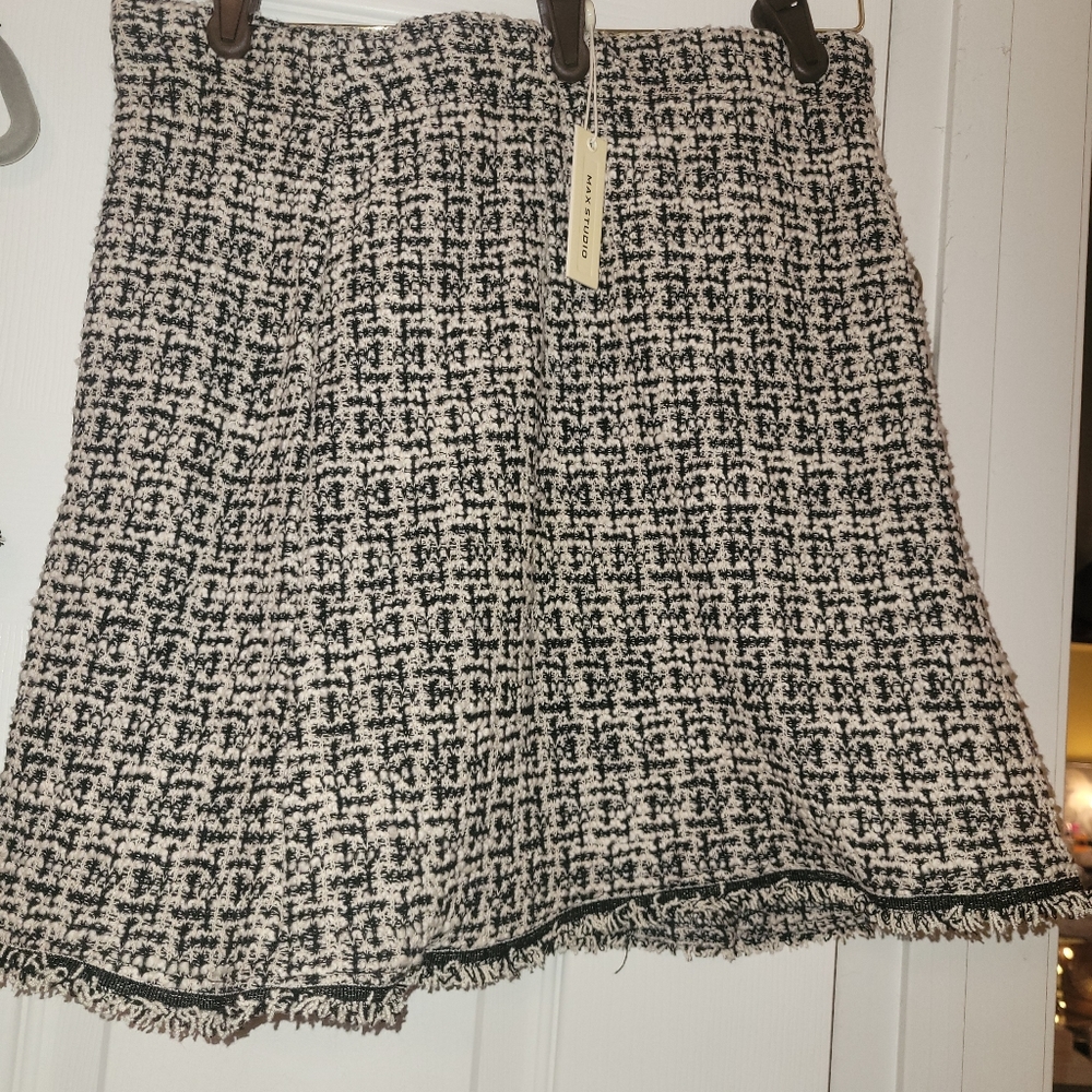 Max Studio 2 piece set - Picture 11 of 14